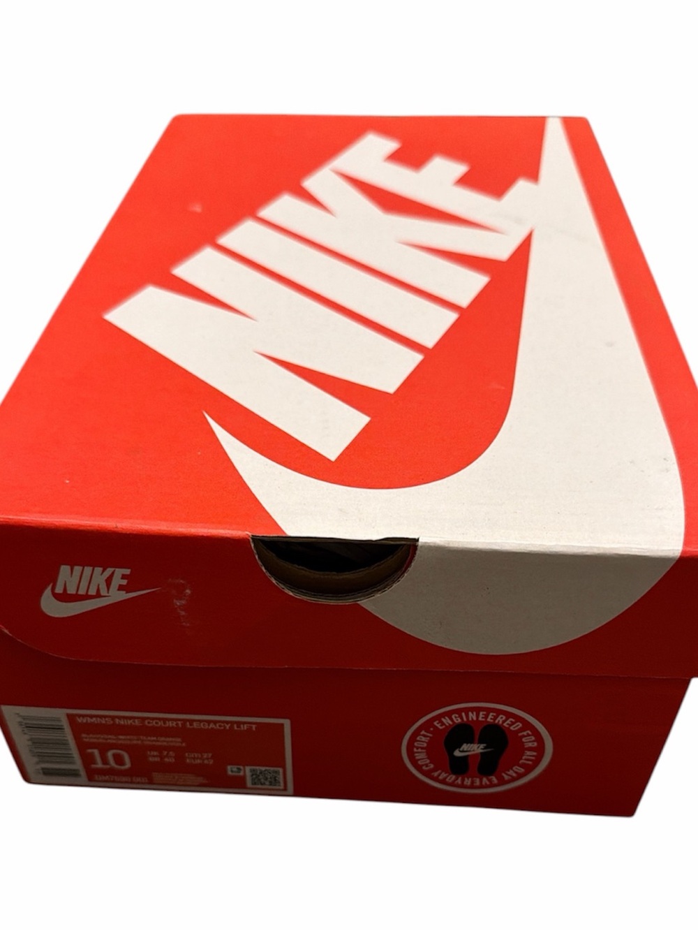 Nike Men’s Black and Cream Platform Low-Top Sneakers - Picture 6 of 6